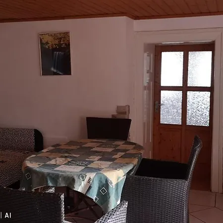 Apartment Paraszthaz
